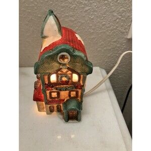1993 L.R. Collection Ceramic Hotel Royal Christmas Village House Light Holiday